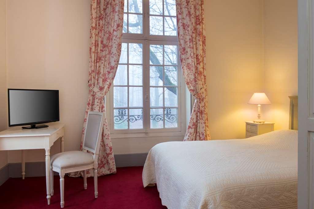 Hotel Chateau De L'Hermitage 뽕뚜와스 객실 사진